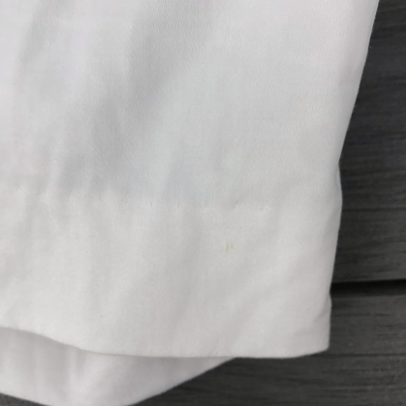 Ann Taylor white signature shorts petite 6P - Picture 3 of 8